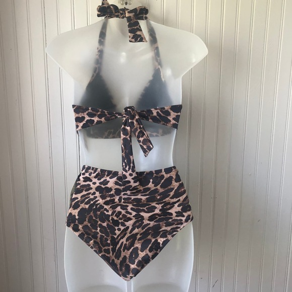 BAR III Retail $88 Beach Cheetah Halter Top High Waist Bottoms XSmall - Picture 5 of 5